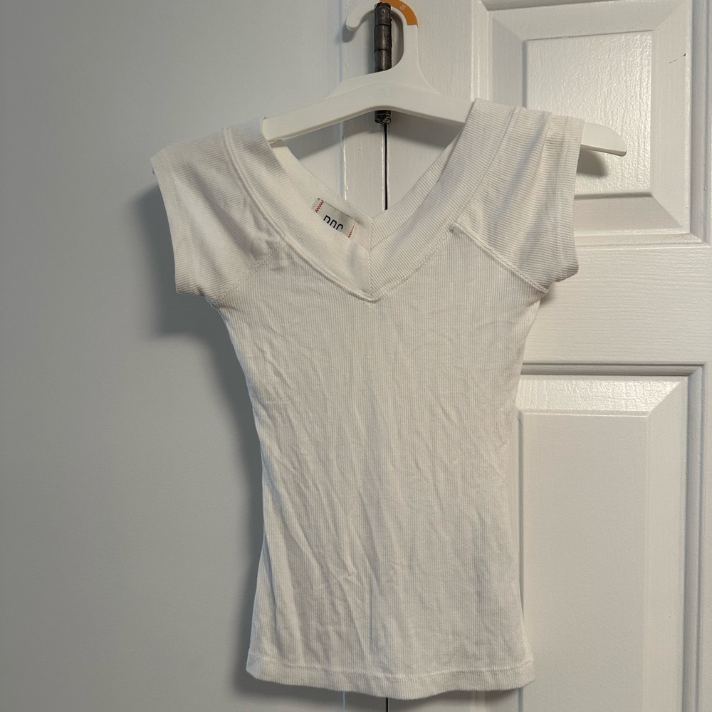 BDG White V-Neck Short Sleeve Tee
